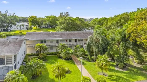 266 Ventnor S Deerfield Beach FL 33442