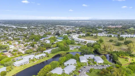 266 Ventnor S Deerfield Beach FL 33442