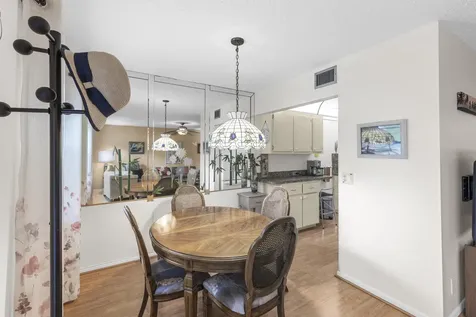 266 Ventnor S Deerfield Beach FL 33442