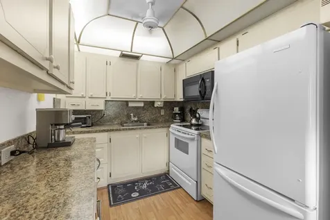 266 Ventnor S Deerfield Beach FL 33442