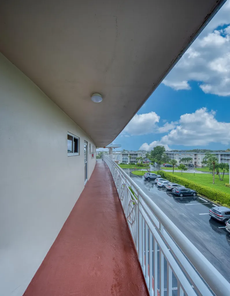 2728 N Garden Drive Drive N Lake Worth FL 33461