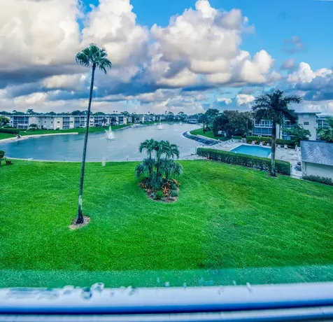 2728 N Garden Drive Drive N Lake Worth FL 33461