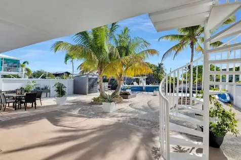 180 La Paloma Road Key Largo FL 33037