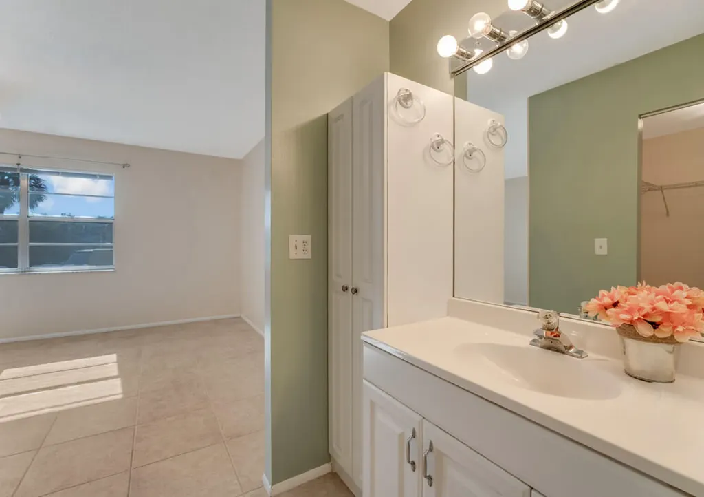 176 Lake Carol Drive West Palm Beach FL 33411