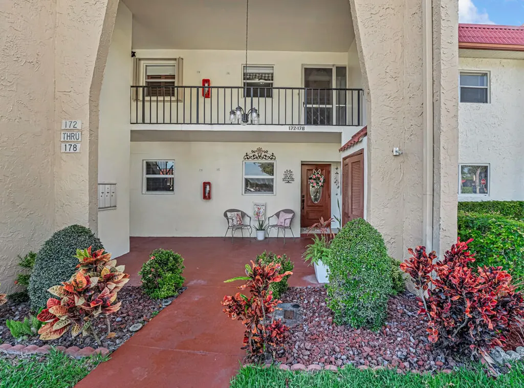 176 Lake Carol Drive West Palm Beach FL 33411