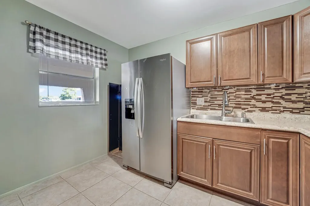 176 Lake Carol Drive West Palm Beach FL 33411