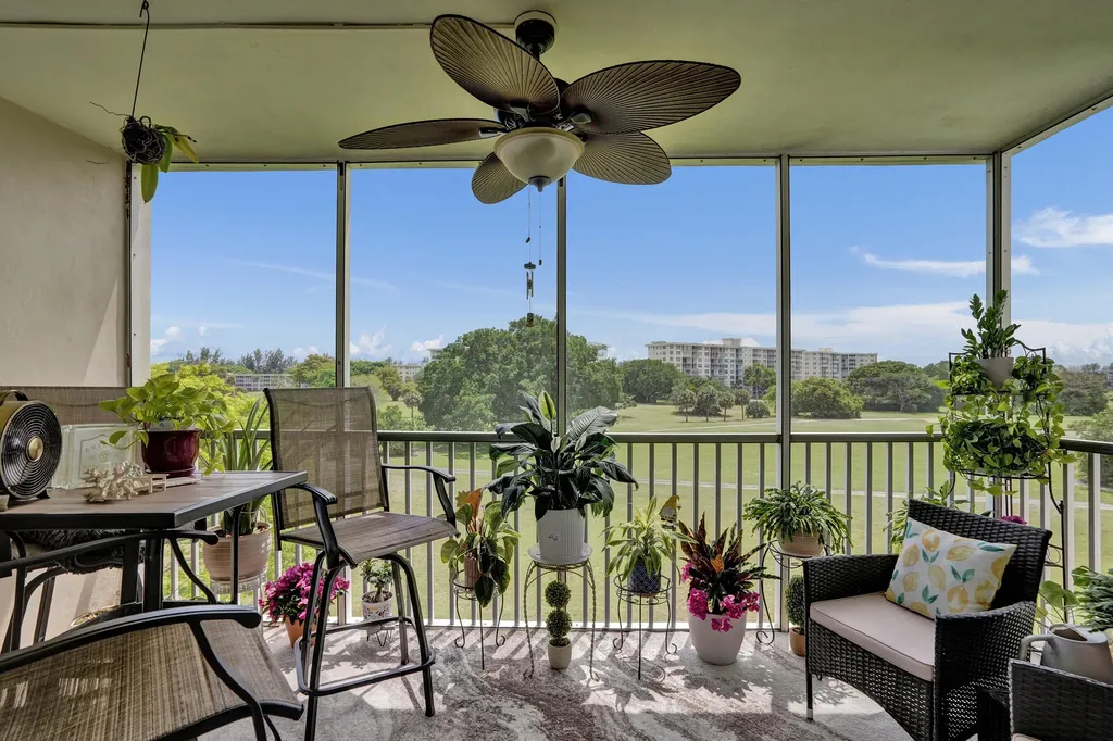 2850 N Palm Aire Drive Pompano Beach FL 33069