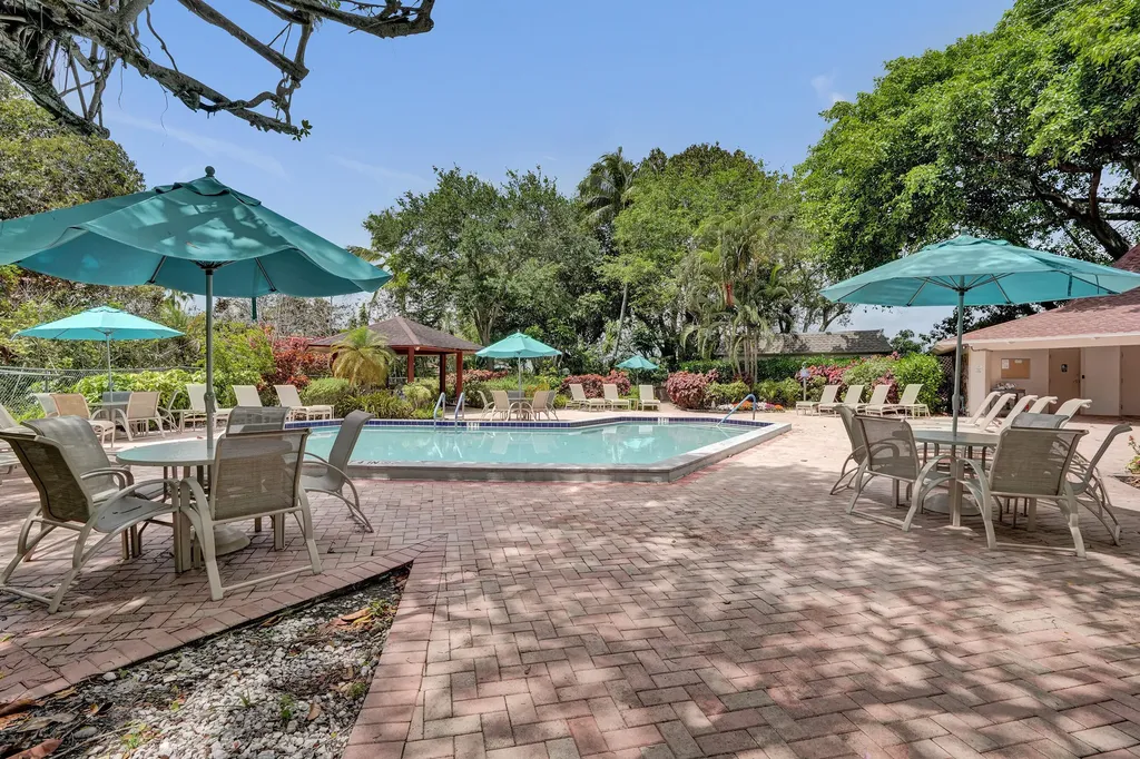 2850 N Palm Aire Drive Pompano Beach FL 33069