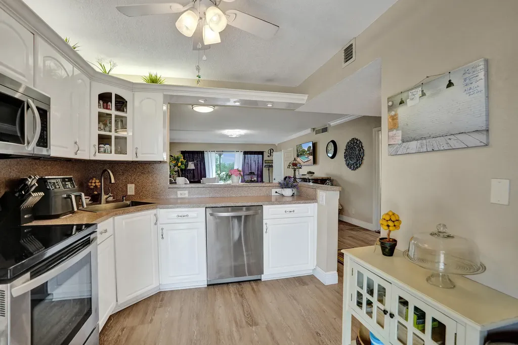 2850 N Palm Aire Drive Pompano Beach FL 33069