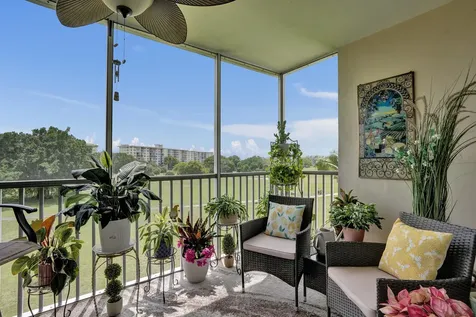2850 N Palm Aire Drive Pompano Beach FL 33069