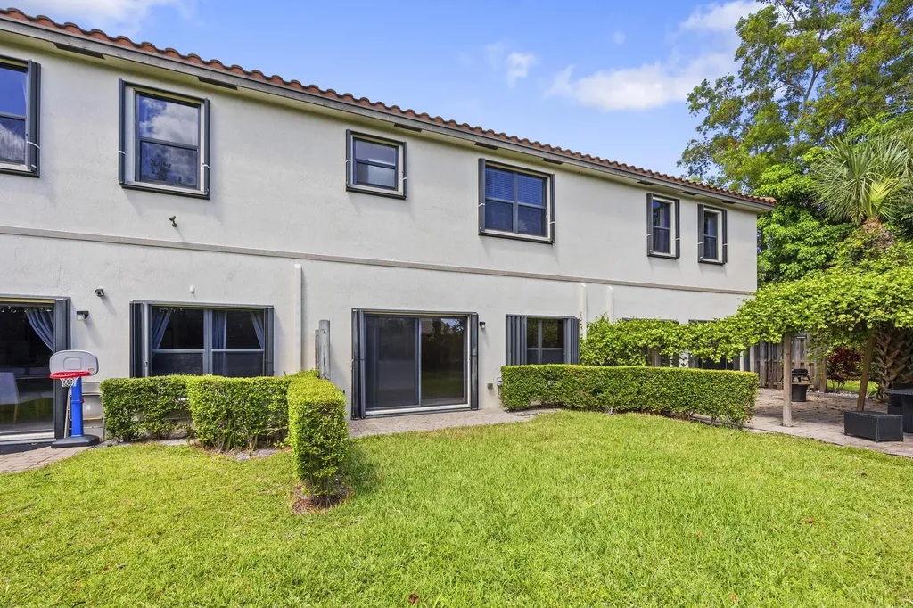 6156 Bangalow Drive Lake Worth FL 33463