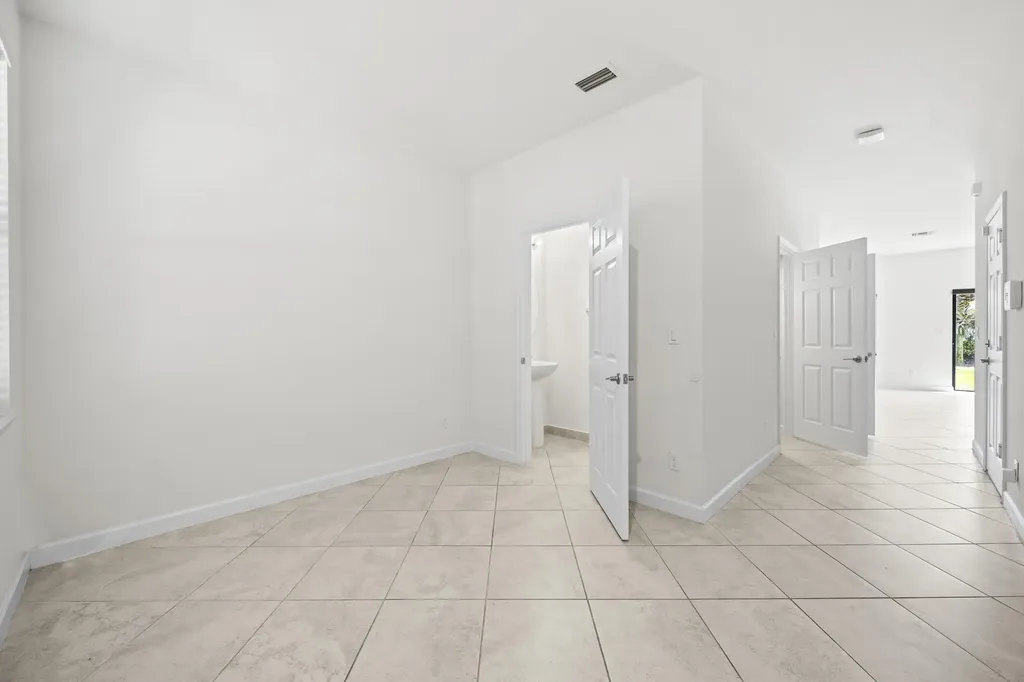 6156 Bangalow Drive Lake Worth FL 33463