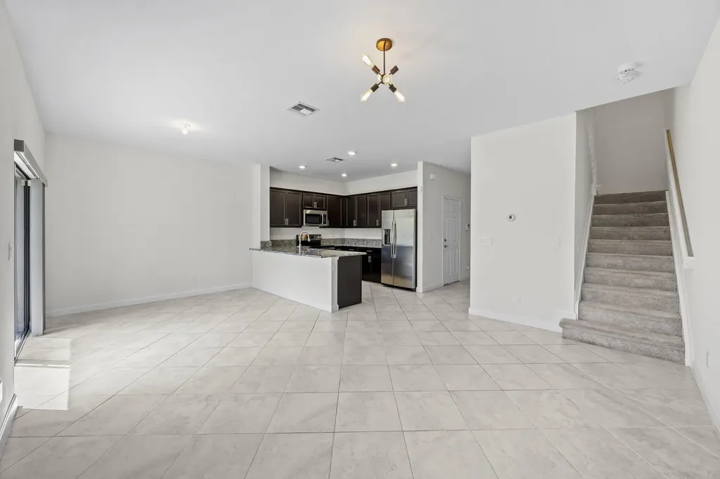 6156 Bangalow Drive Lake Worth FL 33463