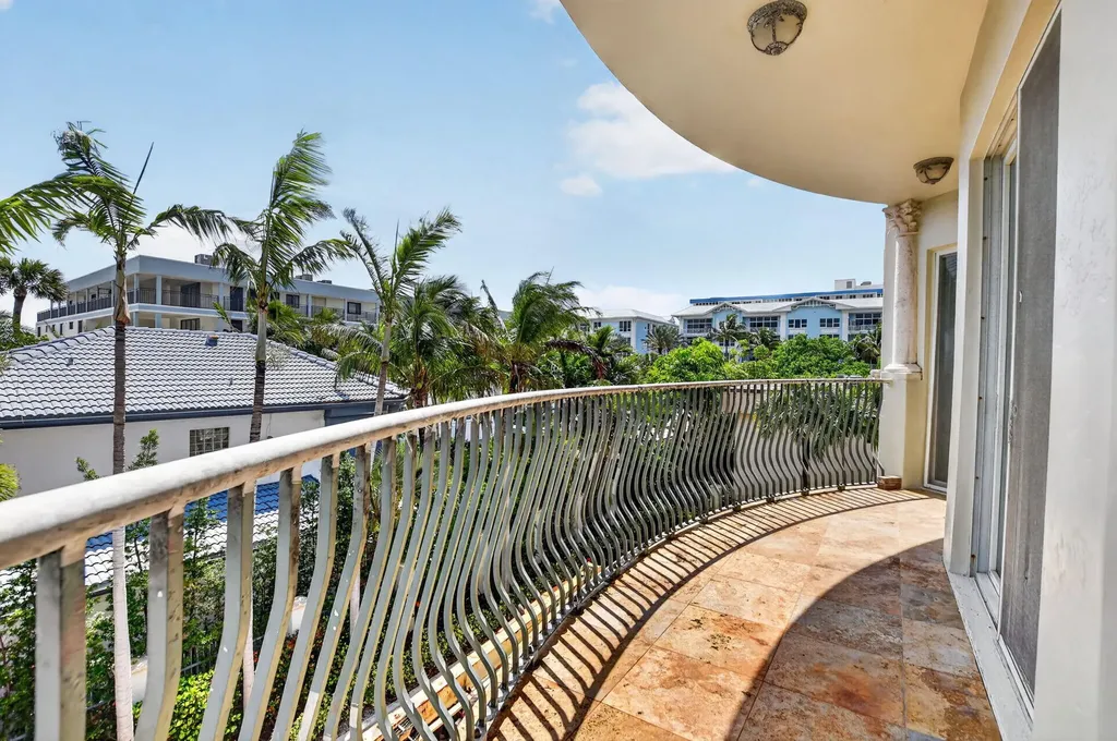 616 SE 20th Avenue Deerfield Beach FL 33441