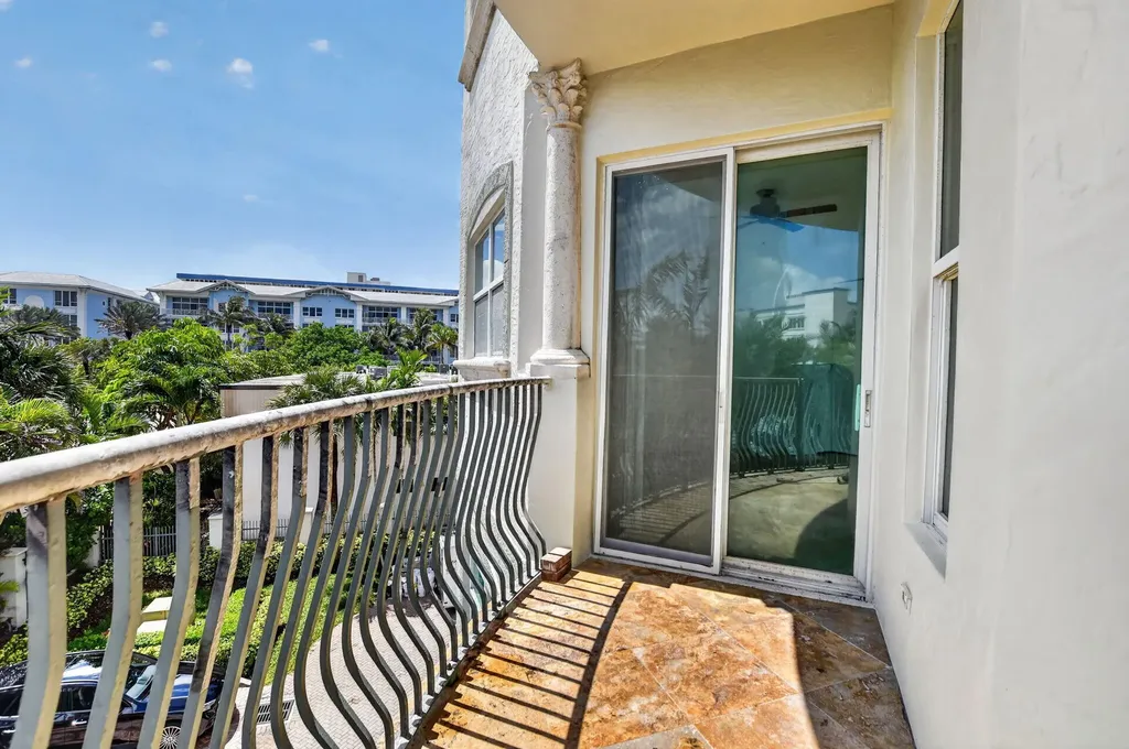 616 SE 20th Avenue Deerfield Beach FL 33441