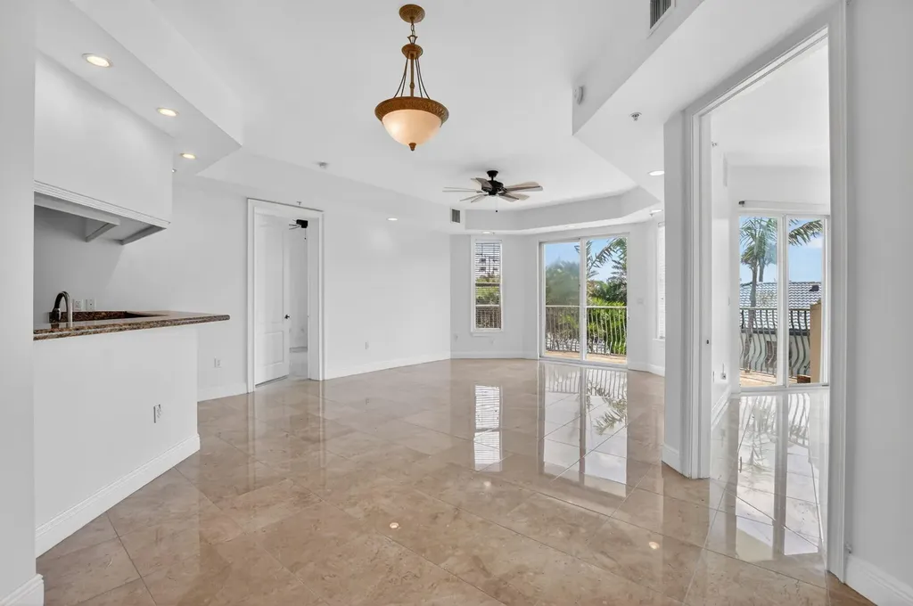 616 SE 20th Avenue Deerfield Beach FL 33441
