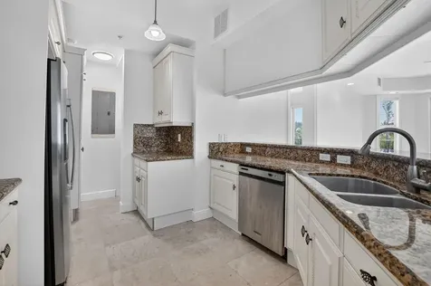 616 SE 20th Avenue Deerfield Beach FL 33441