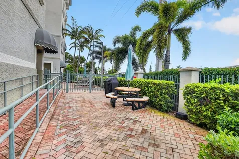 616 SE 20th Avenue Deerfield Beach FL 33441