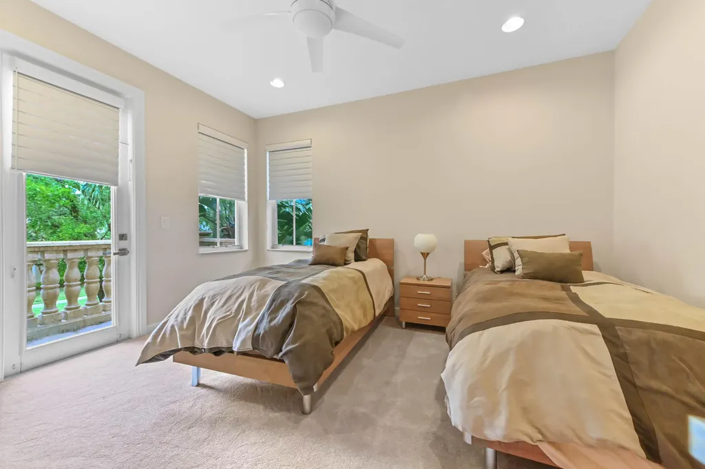 6159 Via Venetia S Delray Beach FL 33484