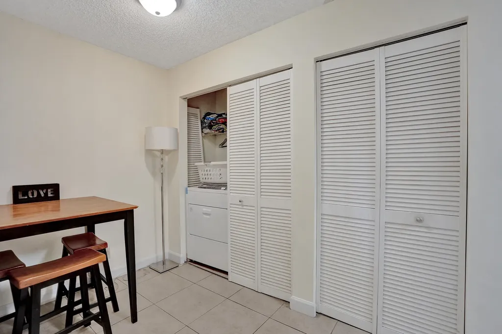 8266 NW 24th Street Coral Springs FL 33065