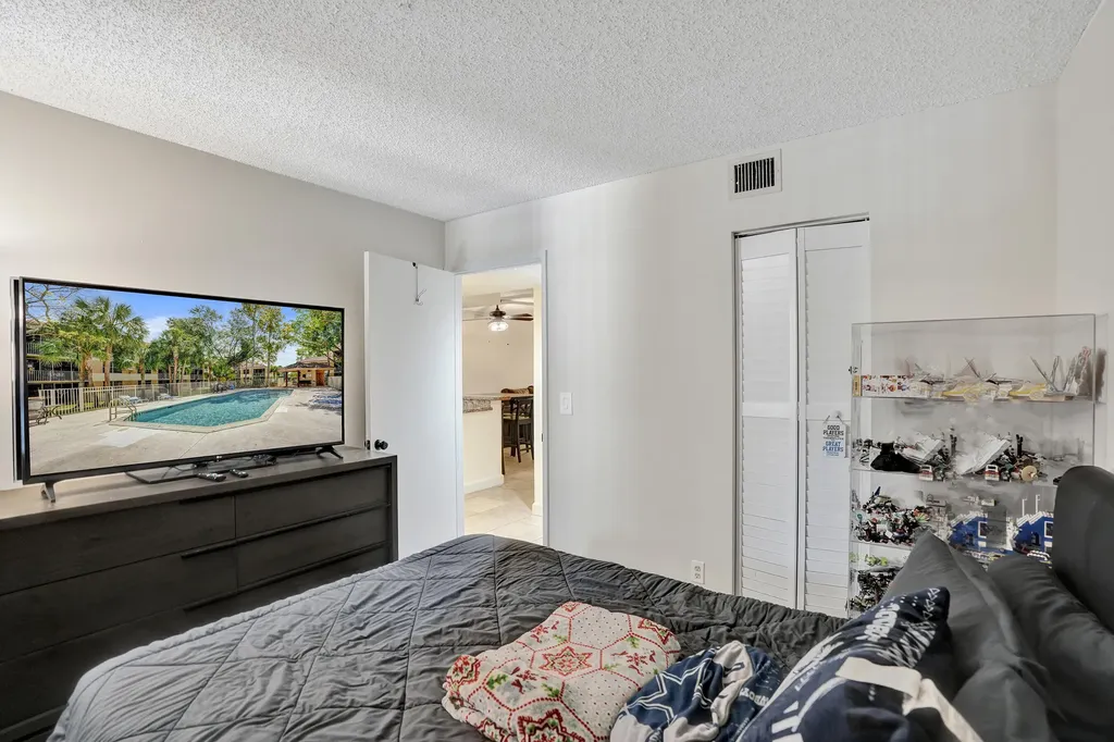 8266 NW 24th Street Coral Springs FL 33065