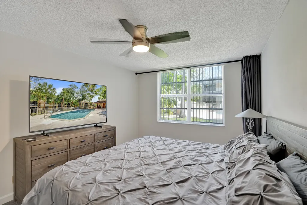 8266 NW 24th Street Coral Springs FL 33065
