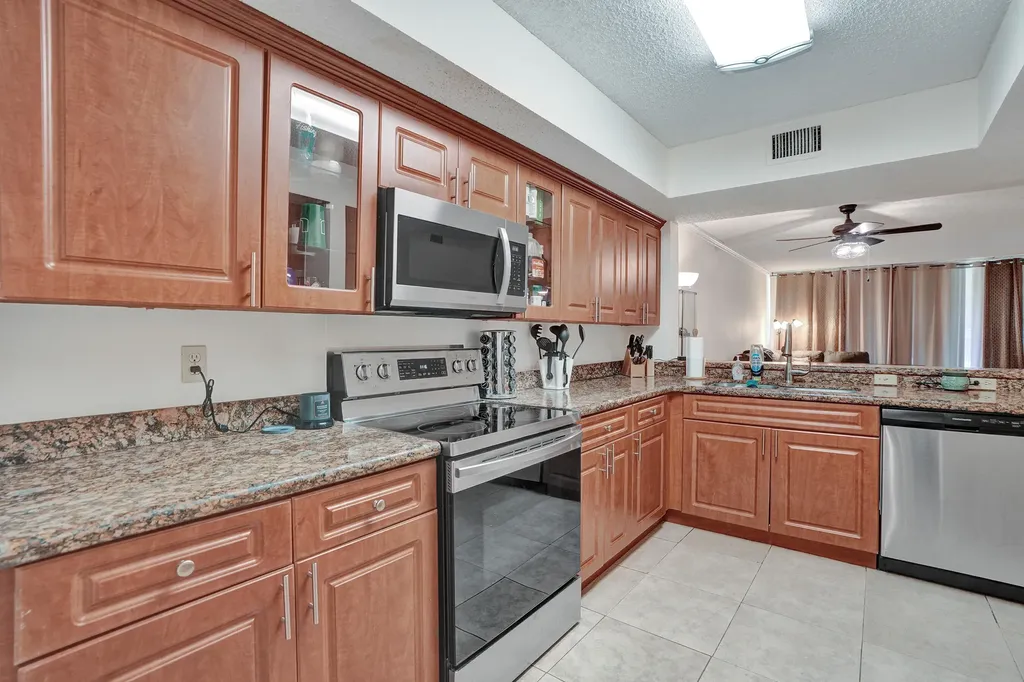 8266 NW 24th Street Coral Springs FL 33065