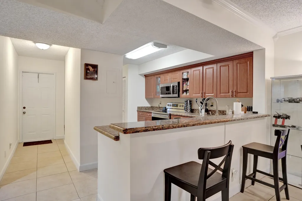 8266 NW 24th Street Coral Springs FL 33065
