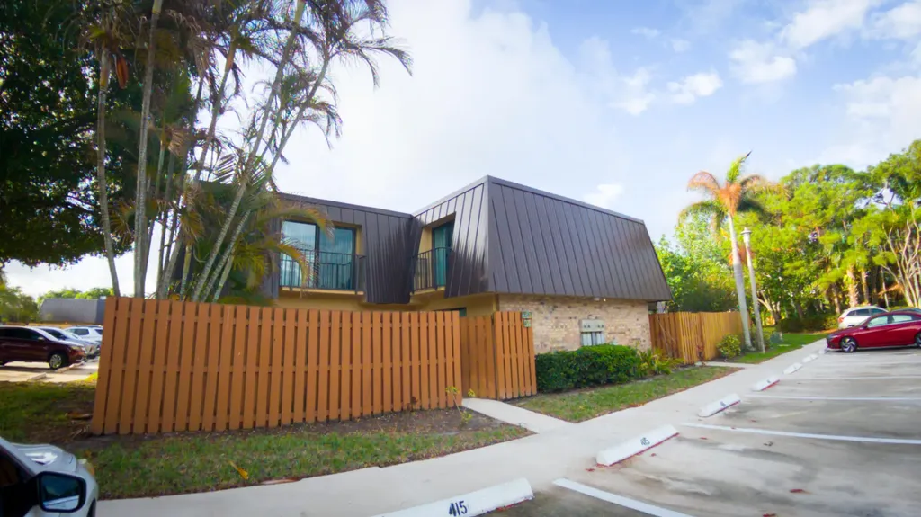 5646 SE Windsong Lane Stuart FL 34997