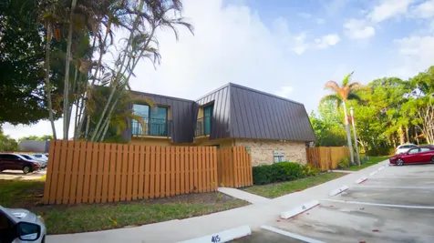 5646 SE Windsong Lane Stuart FL 34997
