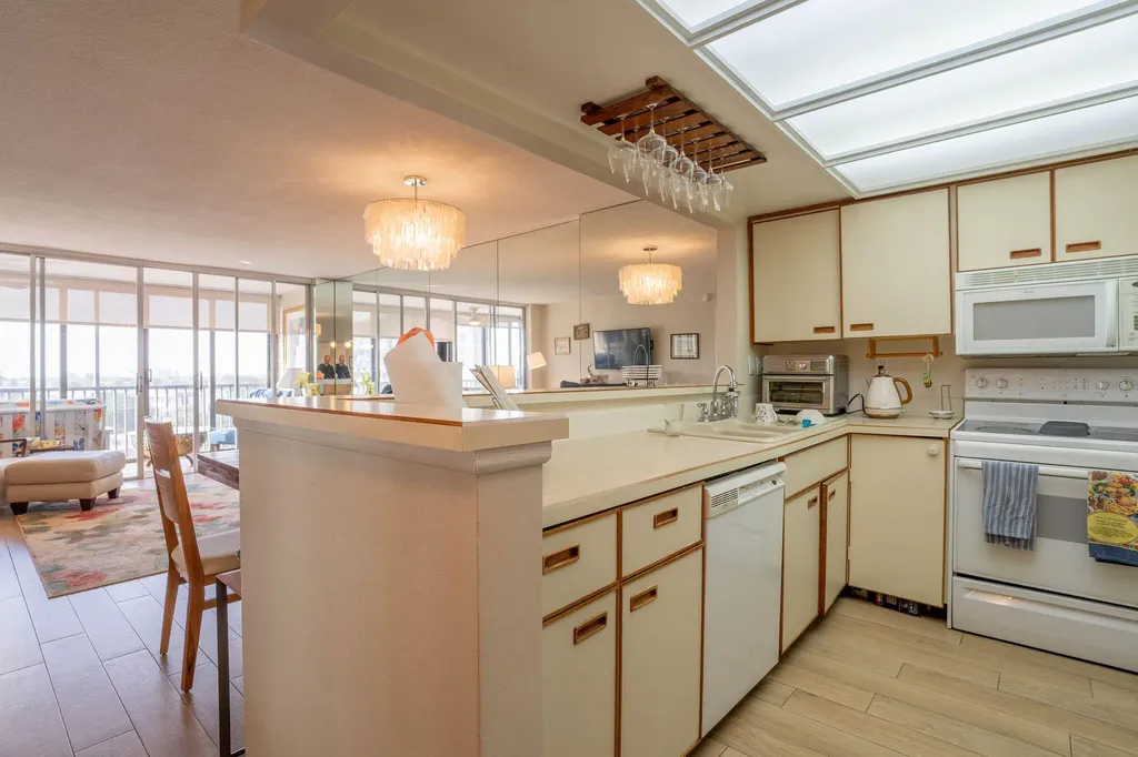 740 S Federal Highway S Pompano Beach FL 33062