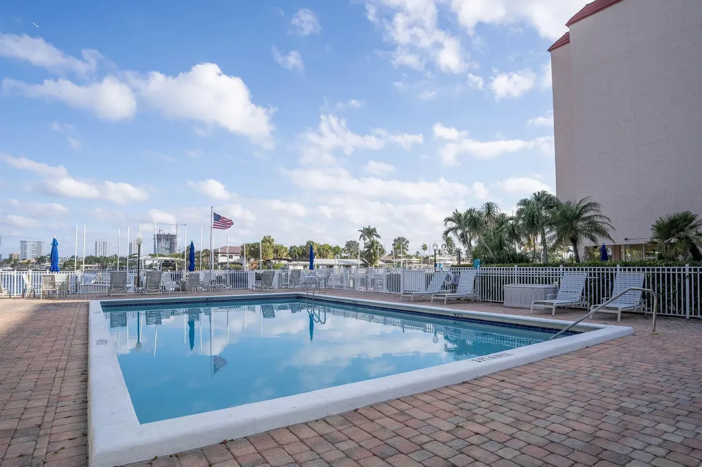 740 S Federal Highway S Pompano Beach FL 33062