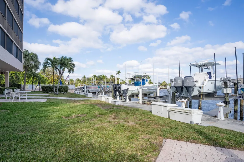 740 S Federal Highway S Pompano Beach FL 33062