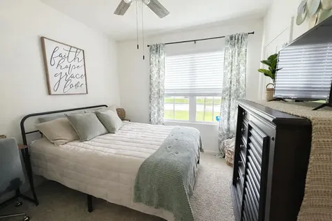 1040 SW Canary Terrace Port St Lucie FL 34953