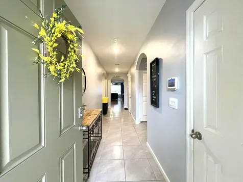 1040 SW Canary Terrace Port St Lucie FL 34953