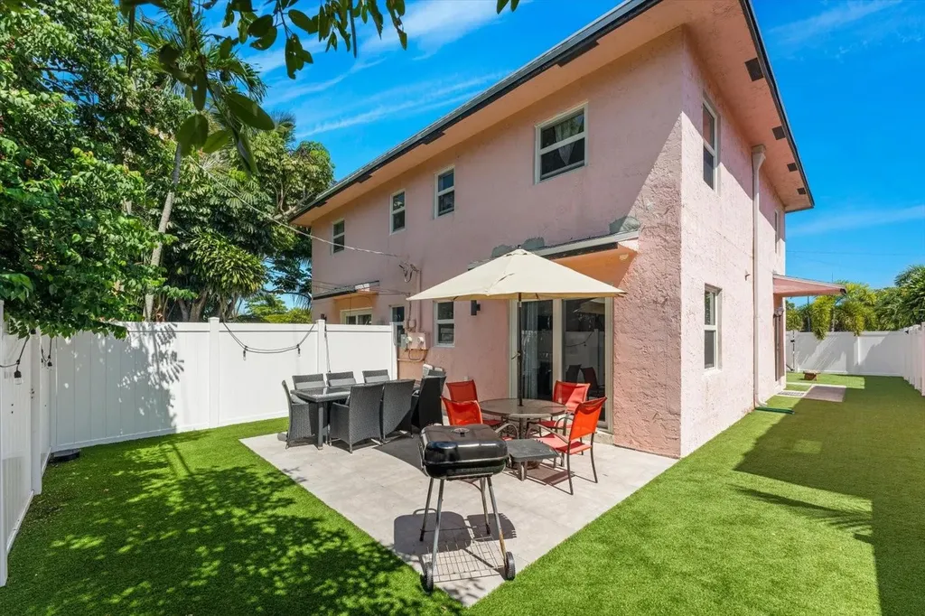1129 N Andrews Avenue Fort Lauderdale FL 33311