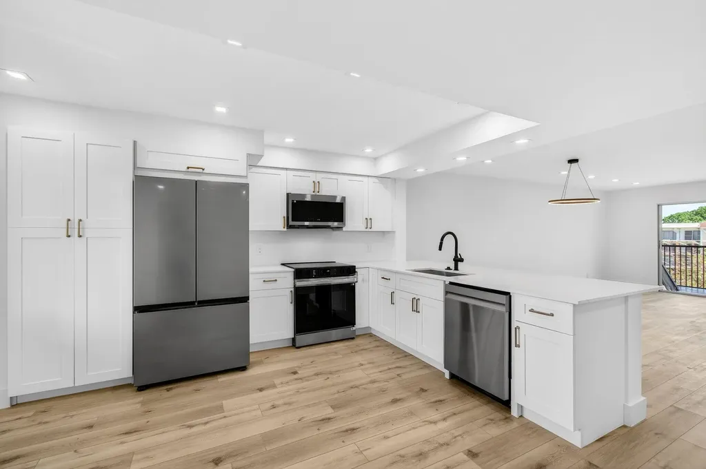 14360 Strathmore Lane Delray Beach FL 33446