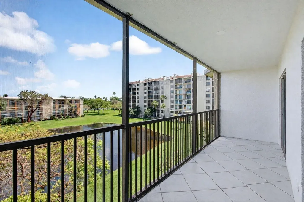 14360 Strathmore Lane Delray Beach FL 33446
