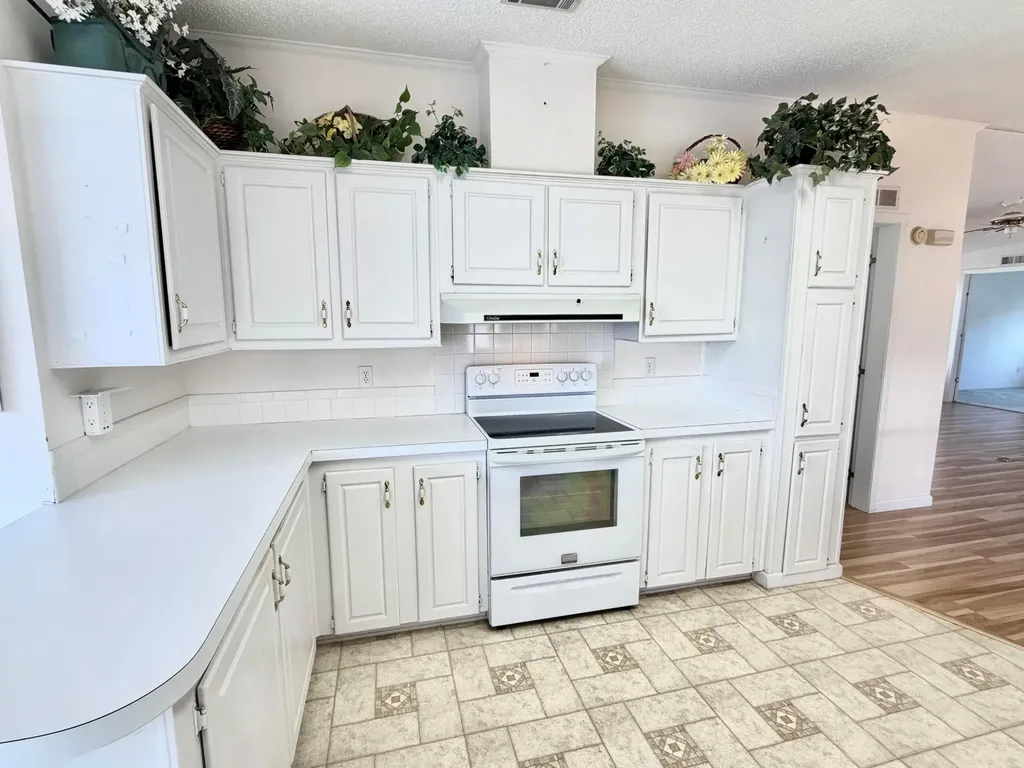 3317 Ironwood Avenue Port St Lucie FL 34952