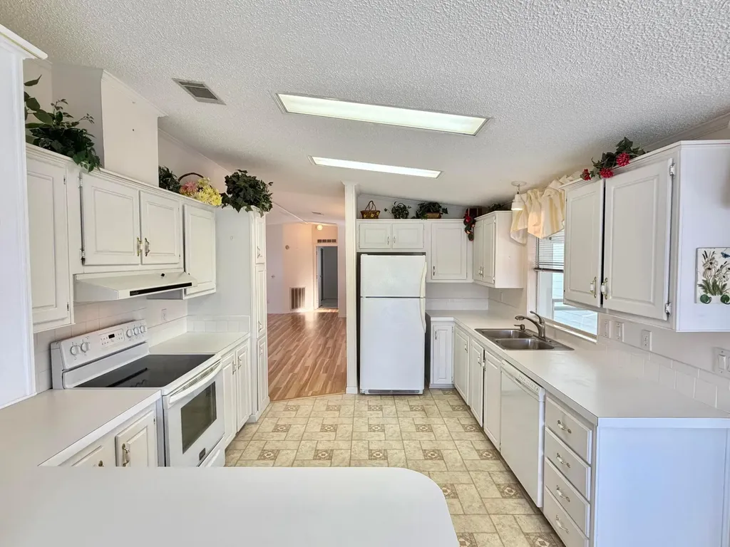 3317 Ironwood Avenue Port St Lucie FL 34952