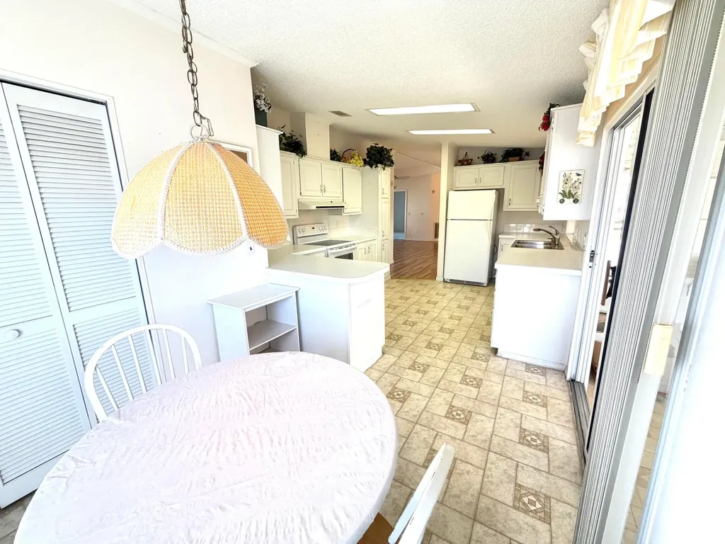 3317 Ironwood Avenue Port St Lucie FL 34952
