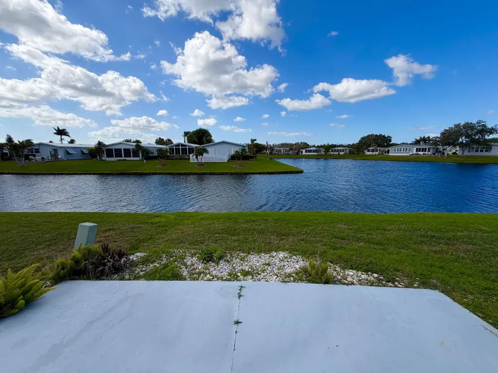 3317 Ironwood Avenue Port St Lucie FL 34952