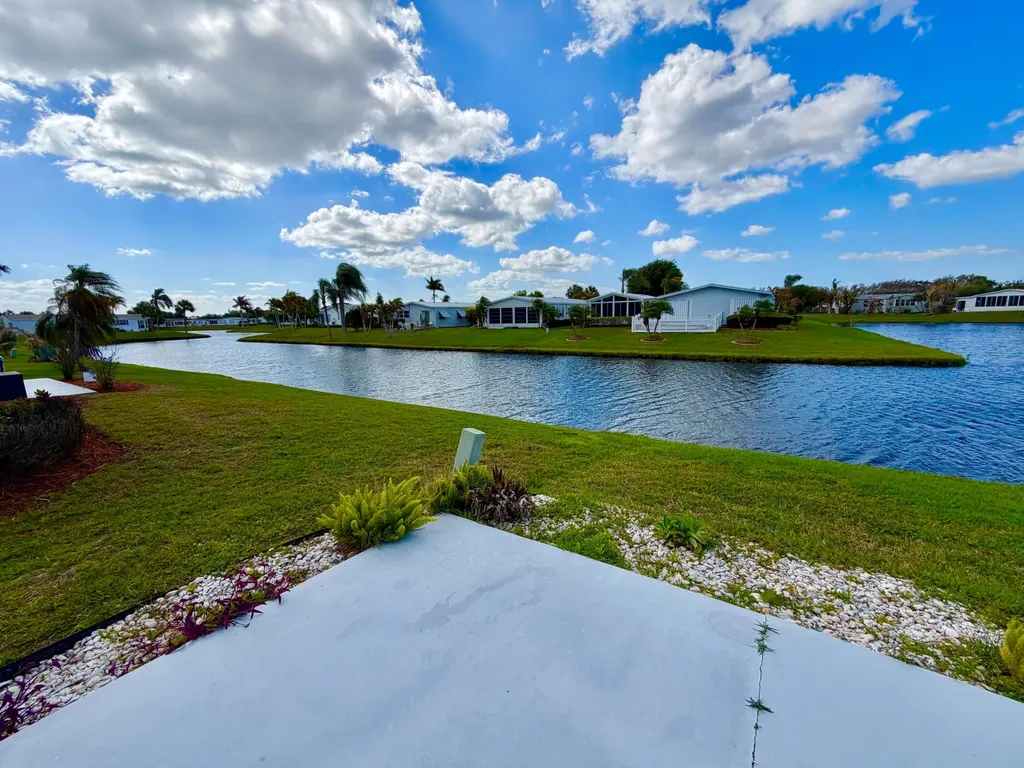 3317 Ironwood Avenue Port St Lucie FL 34952