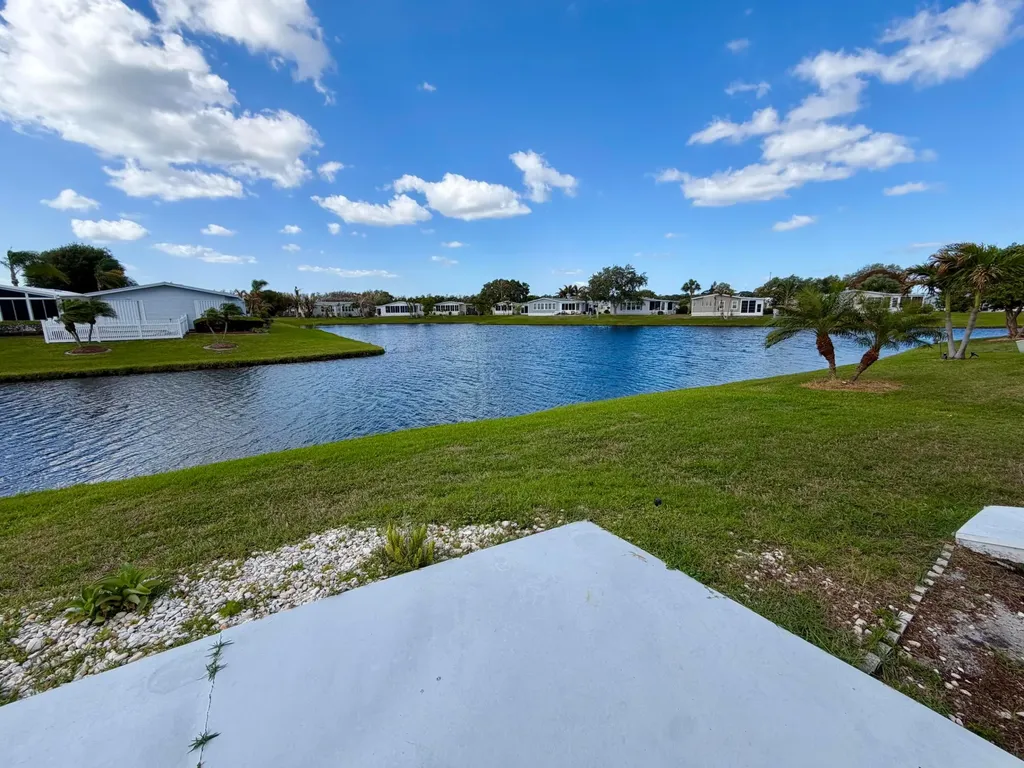 3317 Ironwood Avenue Port St Lucie FL 34952
