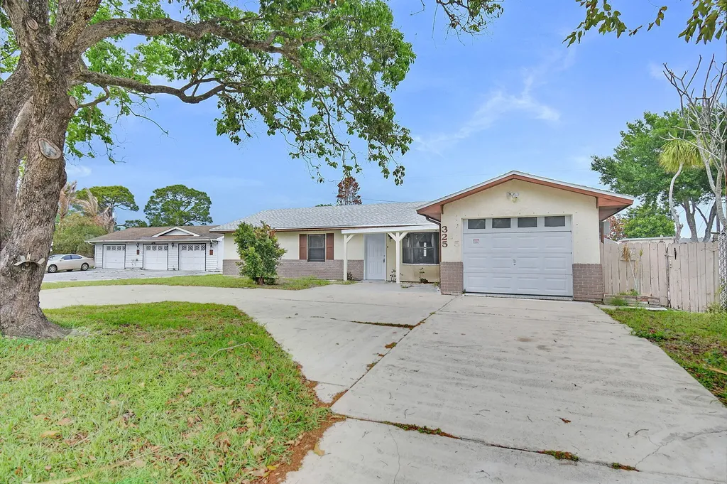 325 NW Rebecca Avenue Port St Lucie FL 34983