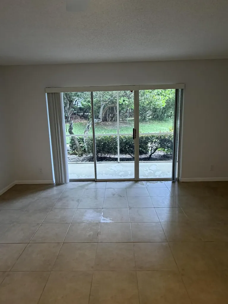 13811 Oneida Drive Delray Beach FL 33446