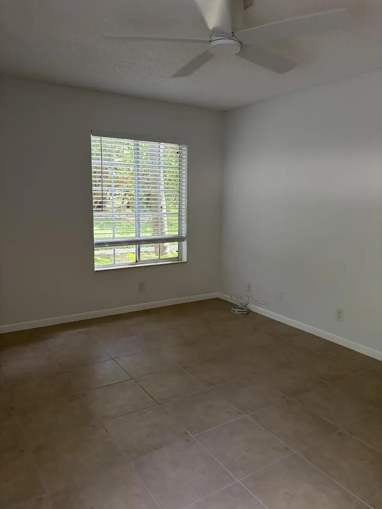 13811 Oneida Drive Delray Beach FL 33446