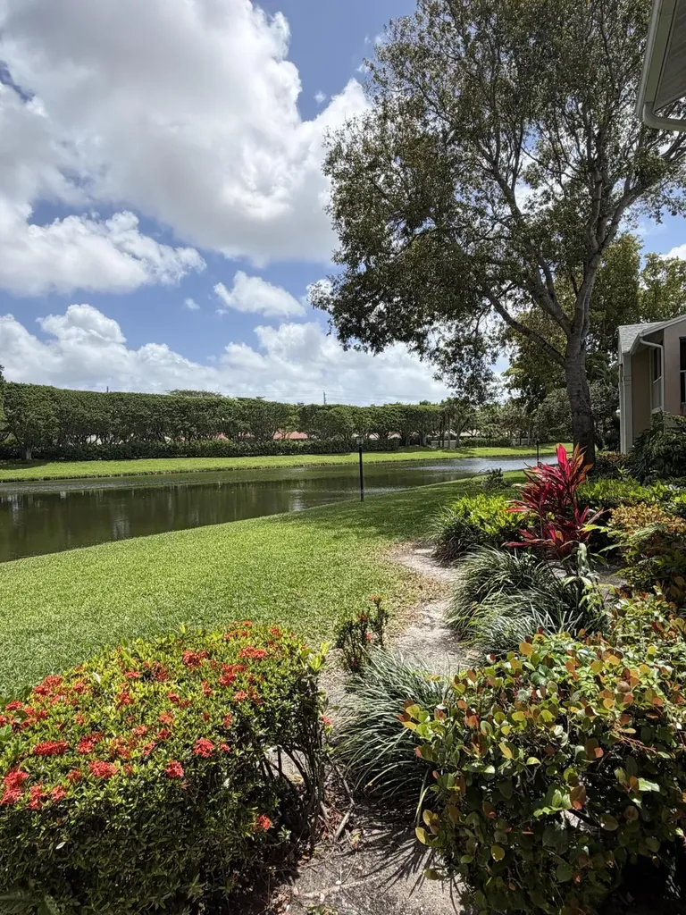 13811 Oneida Drive Delray Beach FL 33446