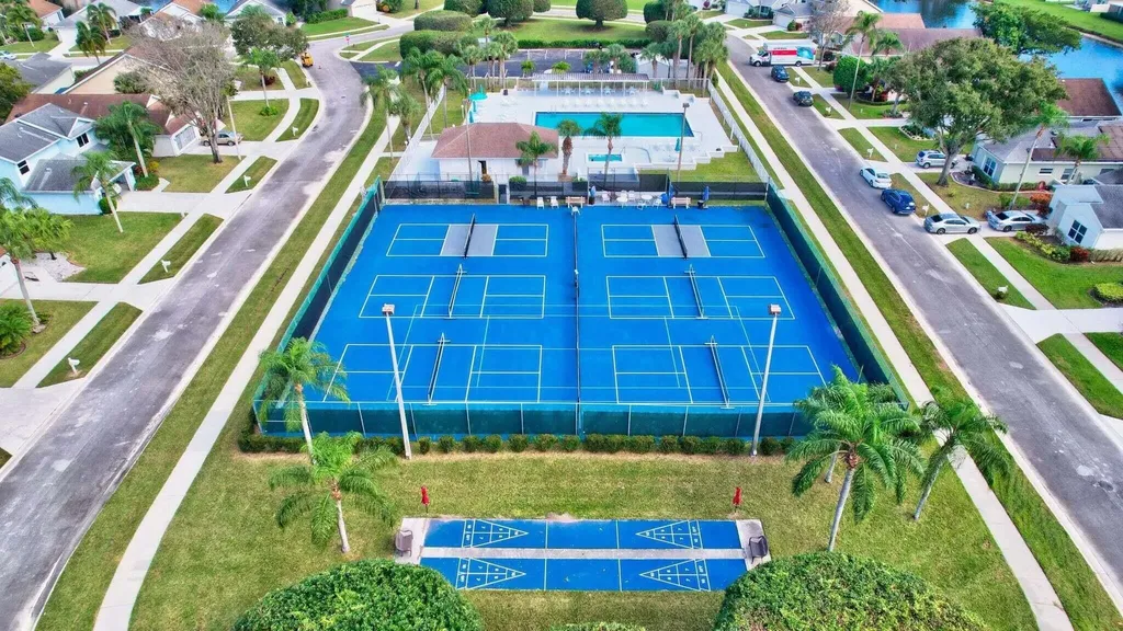 13811 Oneida Drive Delray Beach FL 33446