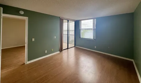 110 Lake Emerald Drive Oakland Park FL 33309